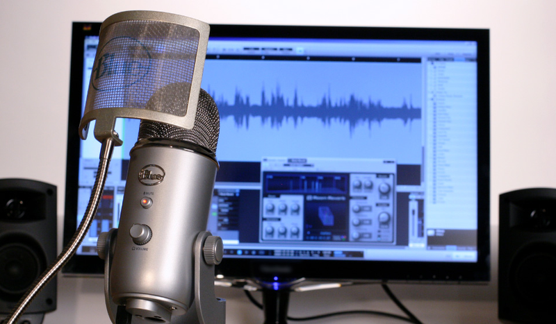 Illustration for article titled Let's Share Live-Streaming Setups